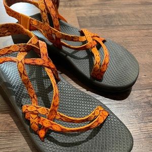 CHACO Women’s ZX Bright Orange Sandals Size 8
